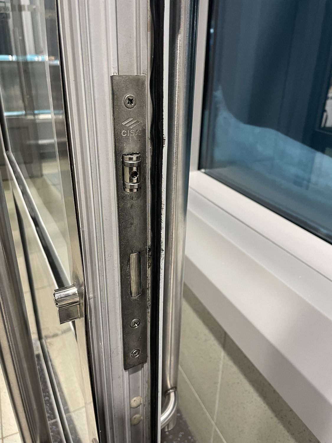 CISA: профессиональный взгляд на замки